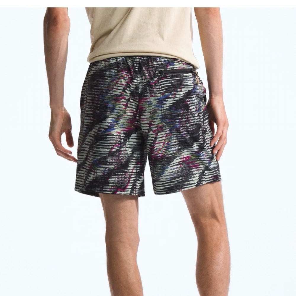 The North Face Class V Pathfinder Pull-On Shorts for Men Size S 7” inseam
